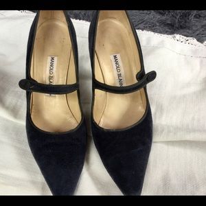 Navy Blue suede Manolo Blahnik EU sz 39 1/2 fits 8 1/2 US high heels
